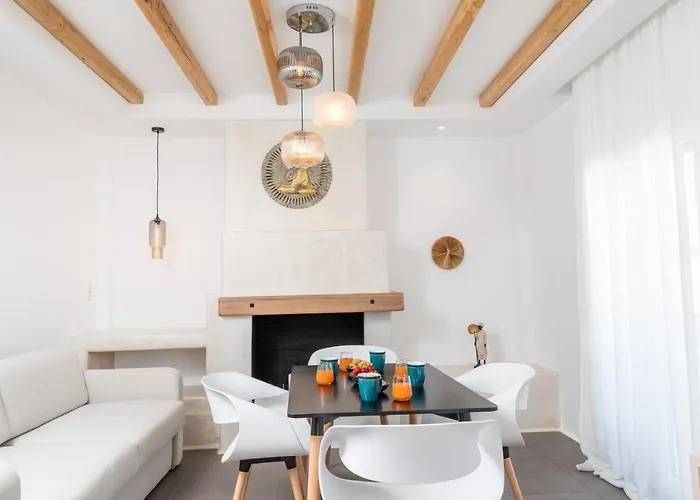 Naxos Downtown & Апартаменты *