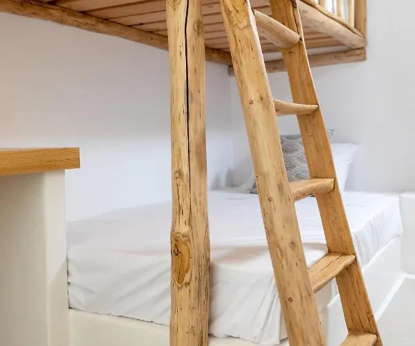 Naxos Downtown & Апартаменты