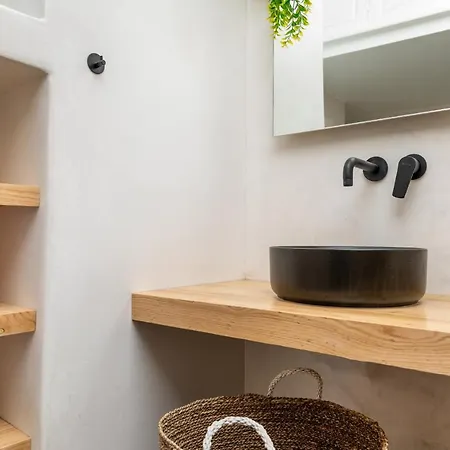 Naxos Downtown & Apartament *