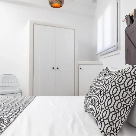 Naxos Downtown & Apartament *
